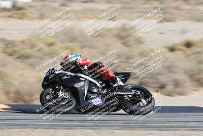 media/Nov-16-2025-Race Pace (Sun) [[8c5fa54630]]/Non Verified Riders (1st 20 Minutes)/4-Turn 16 (1116am)/